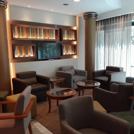Windsor Hotel 4*