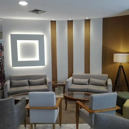 Windsor Hotel 4*